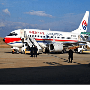 建三江湿地航空运输航空快运业稳步发展的原因是什么？